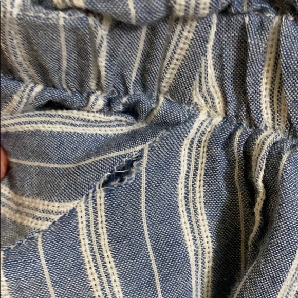 Off the shoulder striped top - Picture 3 of 3